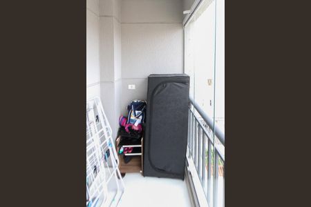 Apartamento à venda com 55m², 2 quartos e 1 vaga Apartamento à venda com 55m², 2 quartos e 1 vagaVaranda