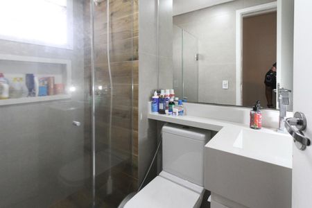 Apartamento à venda com 55m², 2 quartos e 1 vaga Apartamento à venda com 55m², 2 quartos e 1 vagaBanheiro
