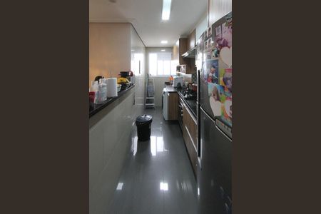 Apartamento à venda com 55m², 2 quartos e 1 vaga Apartamento à venda com 55m², 2 quartos e 1 vagaCozinha