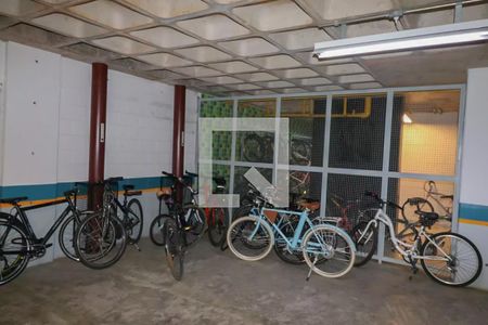 Apartamento à venda com 64m², 2 quartos e 1 vaga Apartamento à venda com 64m², 2 quartos e 1 vagaBicicletário