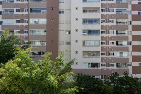 Apartamento à venda com 64m², 2 quartos e 1 vaga Apartamento à venda com 64m², 2 quartos e 1 vagaVista da Suíte