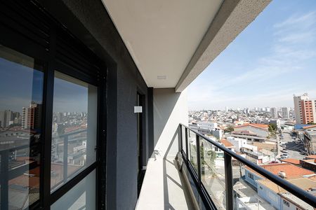 Apartamento à venda com 48m², 2 quartos e 1 vaga Apartamento à venda com 48m², 2 quartos e 1 vagaVaranda