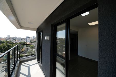 Apartamento à venda com 48m², 2 quartos e 1 vaga Apartamento à venda com 48m², 2 quartos e 1 vagaVaranda