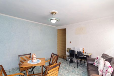 Casa à venda com 94m², 3 quartos e 2 vagas Casa à venda com 94m², 3 quartos e 2 vagasSala