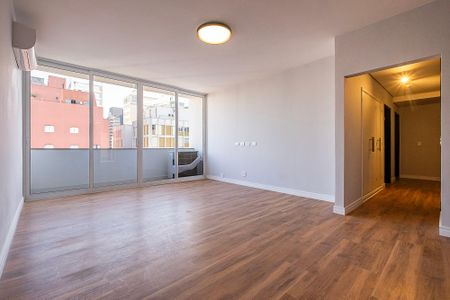 Apartamento para alugar com 152m², 3 quartos e 1 vaga Apartamento para alugar com 152m², 3 quartos e 1 vagaSala