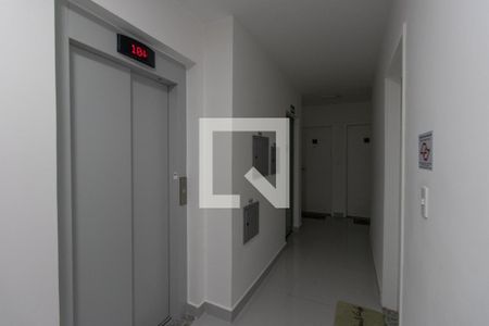 Apartamento à venda com 29m², 1 quarto e sem vagaÁrea comum