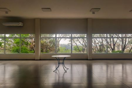 Apartamento para alugar com 44m², 2 quartos e 1 vagaÁrea comum - Salão de festas