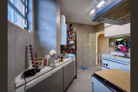 Apartamento à venda com 108m², 3 quartos e sem vagaCozinha