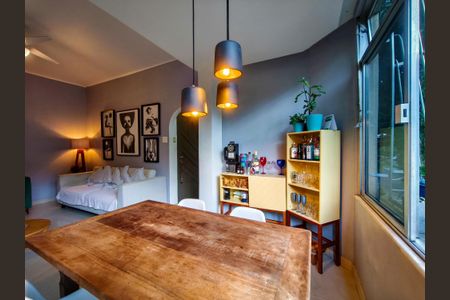 Apartamento à venda com 108m², 3 quartos e sem vagaSala