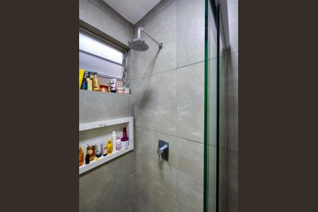 Apartamento à venda com 108m², 3 quartos e sem vagaBanheiro da Suíte