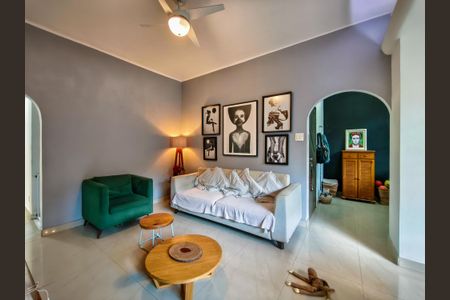 Apartamento à venda com 108m², 3 quartos e sem vagaSala