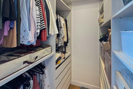 Apartamento à venda com 73m², 1 quarto e 2 vagasCloset da suíte