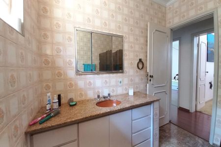 Casa à venda com 500m², 5 quartos e 4 vagasBanheiro