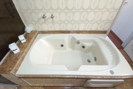 Casa à venda com 500m², 5 quartos e 4 vagasDetalhe da Suíte