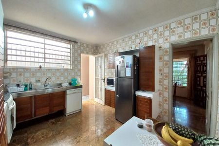 Casa à venda com 500m², 5 quartos e 4 vagasCozinha
