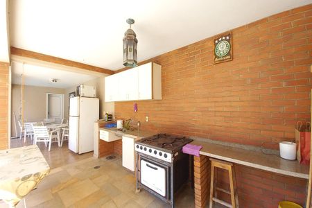 Casa à venda com 500m², 5 quartos e 4 vagasÁrea comum - Churrasqueira