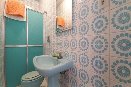 Casa à venda com 500m², 5 quartos e 4 vagasBanheiro de Serviço