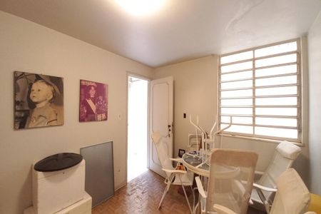 Casa à venda com 500m², 5 quartos e 4 vagasQuarto de Serviço