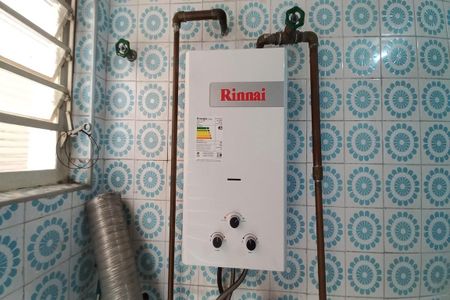 Casa à venda com 500m², 5 quartos e 4 vagasDetalhe da Área de Serviço