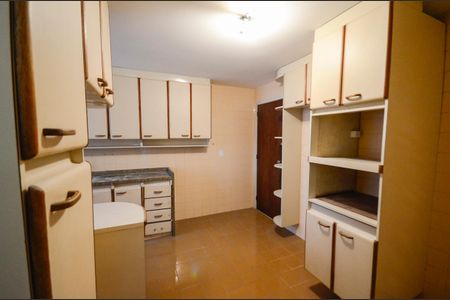 Apartamento à venda com 110m², 3 quartos e 2 vagasCozinha