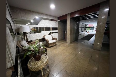 Apartamento à venda com 110m², 3 quartos e 2 vagasHall