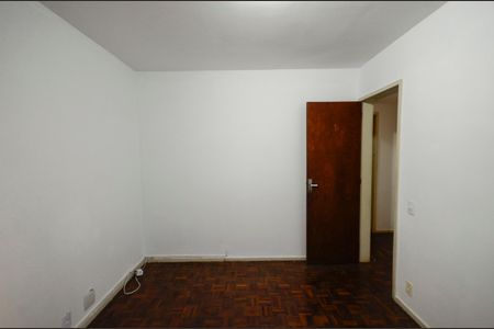 Apartamento à venda com 110m², 3 quartos e 2 vagasQuarto 2