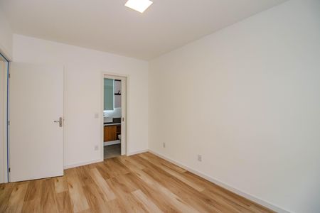 Apartamento à venda com 82m², 2 quartos e 1 vagaSuíte
