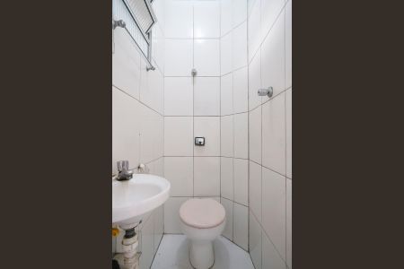 Casa à venda com 98m², 2 quartos e 1 vagaLavabo