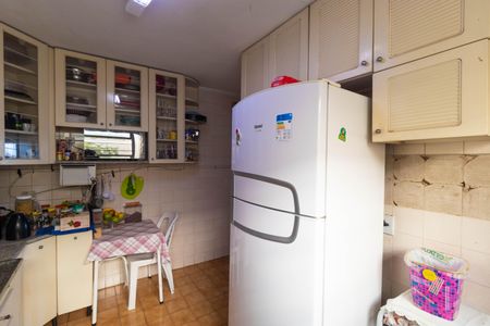 Apartamento à venda com 74m², 2 quartos e 1 vaga Apartamento à venda com 74m², 2 quartos e 1 vagaCozinha