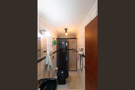 Apartamento à venda com 74m², 2 quartos e 1 vaga Apartamento à venda com 74m², 2 quartos e 1 vagaBanheiro