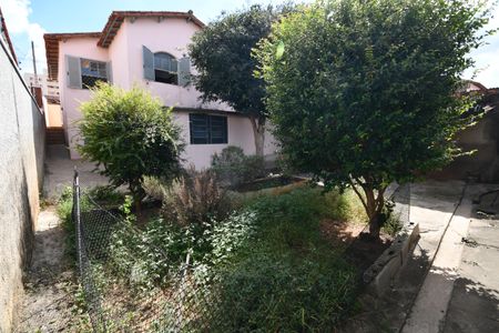 Casa à venda com 150m², 3 quartos e 3 vagasQuintal