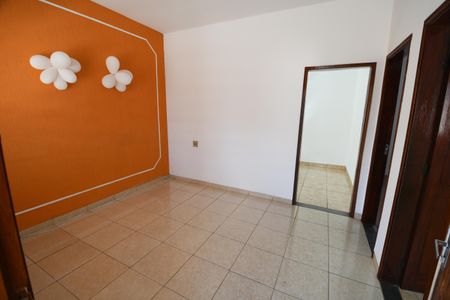 Casa à venda com 150m², 3 quartos e 3 vagasSala