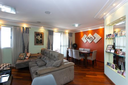 Apartamento à venda com 82m², 2 quartos e 2 vagas Apartamento à venda com 82m², 2 quartos e 2 vagasSala