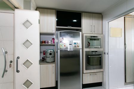 Apartamento à venda com 82m², 2 quartos e 2 vagas Apartamento à venda com 82m², 2 quartos e 2 vagasCozinha