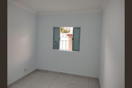 Casa à venda com 220m², 4 quartos e 2 vagasFoto 04