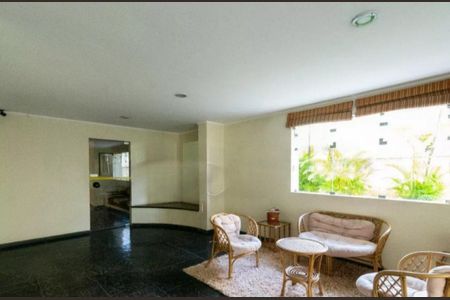 Apartamento à venda com 3 quartos, 114m² em Vila Uberabinha, São Paulo