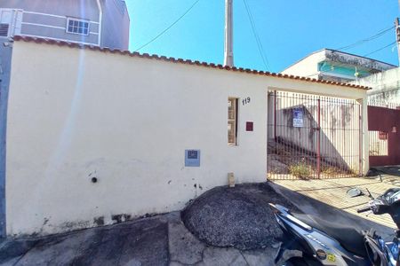 Casa à venda com 123m², 3 quartos e 3 vagasFachada 
