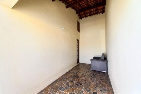 Casa à venda com 123m², 3 quartos e 3 vagasGaragem