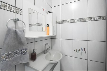 Casa à venda com 184m², 4 quartos e 2 vagasBanheiro da Suíte