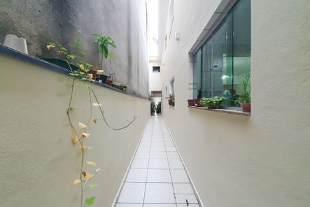 Casa à venda com 184m², 4 quartos e 2 vagasQuintal
