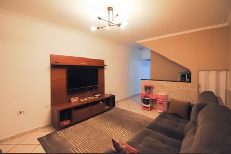 Casa à venda com 184m², 4 quartos e 2 vagasSala