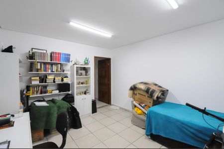 Casa à venda com 184m², 4 quartos e 2 vagasQuarto 3
