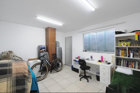 Casa à venda com 184m², 4 quartos e 2 vagasQuarto 3