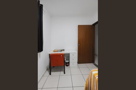 Casa à venda com 184m², 4 quartos e 2 vagasQuarto 2