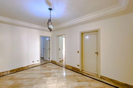 Apartamento à venda com 289m², 4 quartos e 4 vagasSala de TV