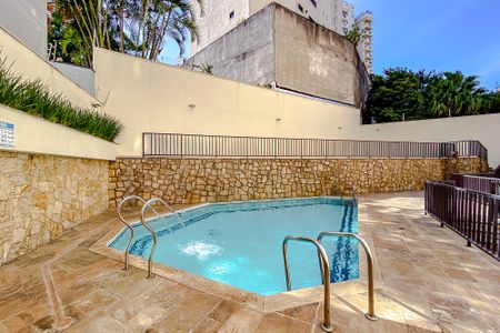 Apartamento à venda com 289m², 4 quartos e 4 vagasÁrea comum - Piscina