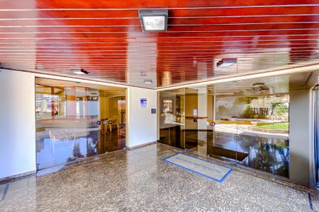 Apartamento à venda com 289m², 4 quartos e 4 vagasÁrea comum - Plaquinha