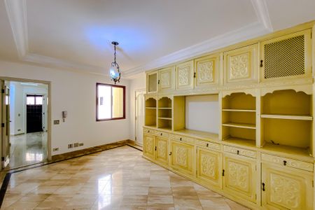 Apartamento à venda com 289m², 4 quartos e 4 vagasSala de TV