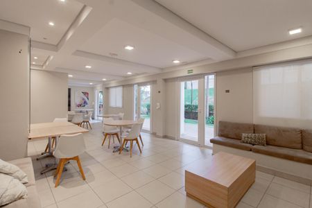 Apartamento à venda com 37m², 1 quarto e sem vagaÁrea comum - Salão de festas