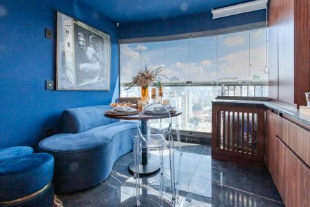 Studio à venda com 32m², 1 quarto e 1 vaga Studio à venda com 32m², 1 quarto e 1 vagaVaranda